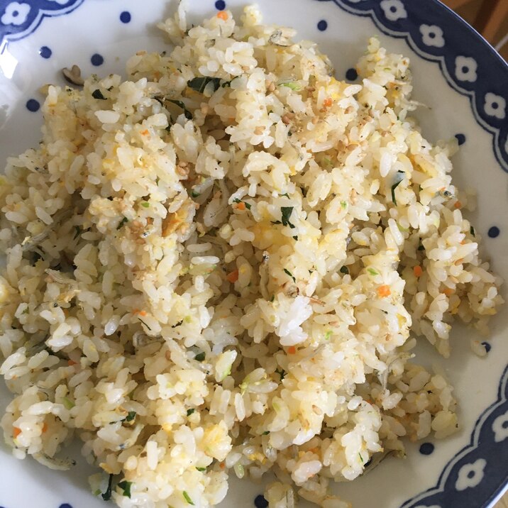 大葉香るしらすチャーハン